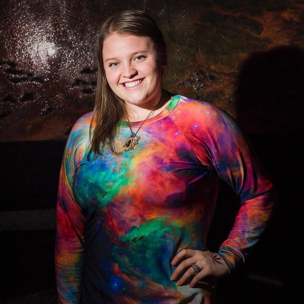 Meet your Posher, Laura